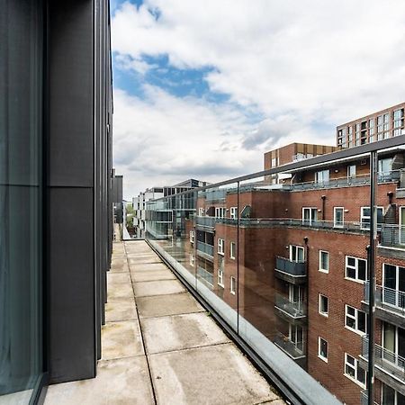 City Living Penthouse Apartment With Parking Манчестър Екстериор снимка